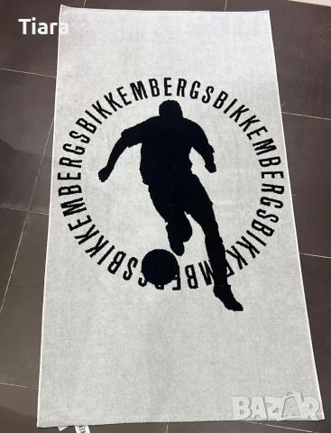 BIKKEMBERGS- плагна кърпа , снимка 2 - Хавлиени кърпи - 55325117