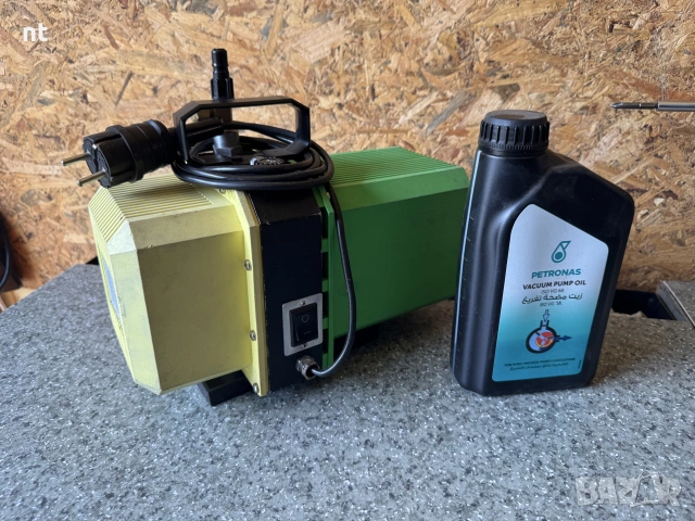 Refco вакуум помпа