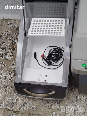 Хладилни чанти за автомобили на 12 V, снимка 4 - Хладилни чанти - 54268024