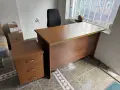 Стабилно офис бюро с контейнер – 2 бр. (Много добро състояние), снимка 1
