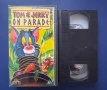 Видеокасета VHS Том и Джери Парад , снимка 2