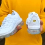 ВЪЗДУШЕН КОМФОРТ: Nike AIR VAPORMAX PLUS WHITE!, снимка 3