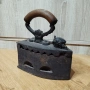 стара ютия на жар , снимка 1
