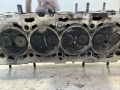 Глава на цилиндров блок с разпределителен вал за Alfa Romeo 147 1.9 JTD (2004) 937A3000 55193091, снимка 2