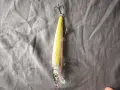 Salmo slim minnow – Полски оригинален воблер chartreuse/холограм, снимка 3