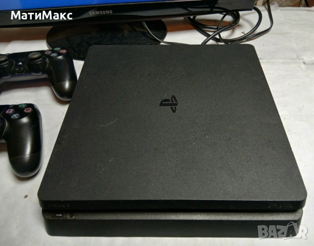 Playstation 4 + 2 контролера, снимка 4 - PlayStation конзоли - 54364195