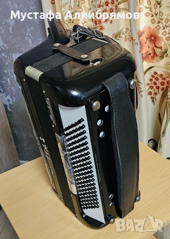 Италиански Акустичен Super Fias Stradela 120 баса, снимка 3 - Акордеони - 54674170