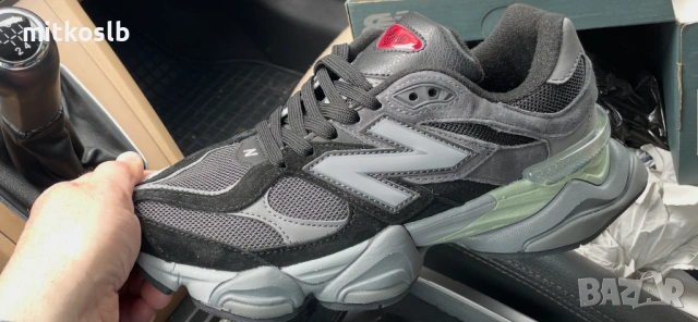 New balance  9060