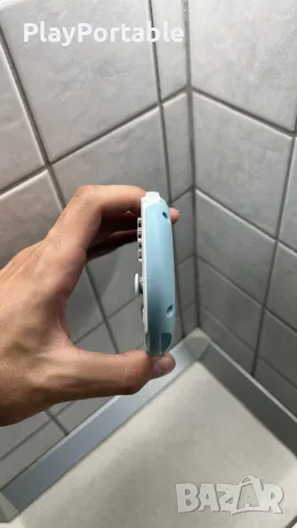 Modded PS Vita PCH-2000 Light Blue Complete in Box 128GB 150+ games, снимка 7 - PlayStation конзоли - 55545792