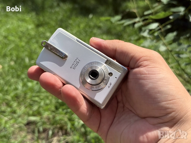 Canon Digital IXUS i – 4.0 MP (Y2K дигитален фотоапарат), снимка 4 - Фотоапарати - 55558670