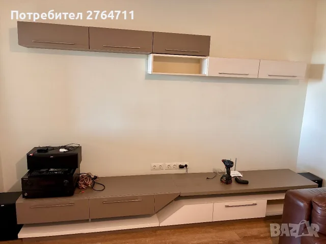 Холова секция – комплект, изработка по поръчка, като нова, снимка 2 - Секции и витрини - 55565498