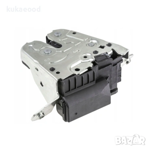 Брава за багажник за Mercedes B-Class W247, снимка 2 - Части - 54051563