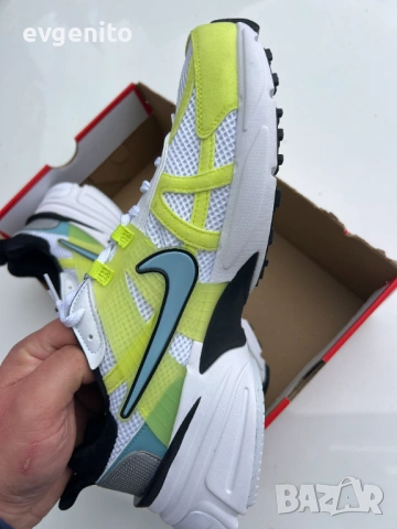 Nike V2K Run маратонки размер 46, снимка 5 - Маратонки - 54391145