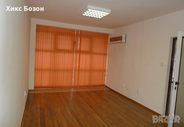 Давам под наем :Светъл,просторен офис  в кв. Слатина, снимка 4 - Офиси - 54993387