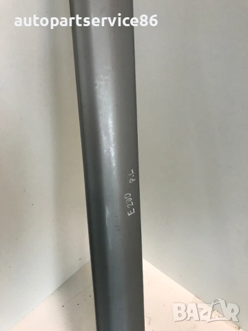 Лайсна/облицовка за предна лява врата за Mercedes E Class W210 A2106900162, снимка 2 - Части - 54157686