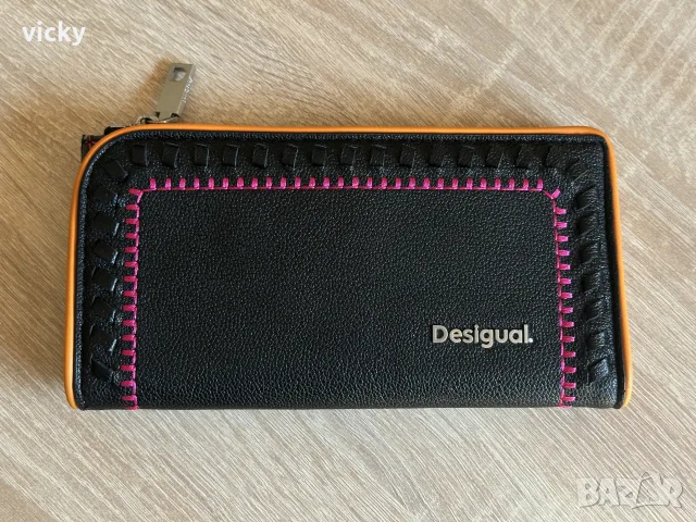 Оригинално дамско портомоне с контрастни детайли, DESIGUAL, снимка 2 - Портфейли, портмонета - 55506833