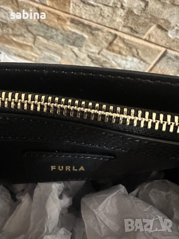 Чанти нови Furla Sofia/Фурла с дръжки за рамо, голям размер, снимка 16 - Чанти - 54230318
