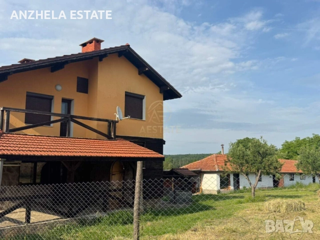 ПРЕКРАСНА КЪЩА В СЕЛО РАДЮВЕНЕ ОБЛ.ЛОВЕЧ, снимка 2 - Къщи - 54761698