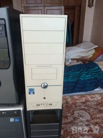 Продава компютърни кутии , ефтино :), снимка 5 - Захранвания и кутии - 55671021