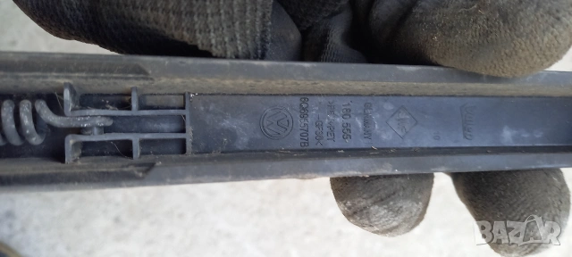 Рамо задна чистачка VW Passat B6 Variant, снимка 3 - Части - 54990524