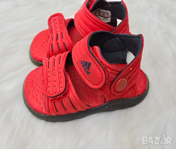 Детски сандали Adidas №20 , снимка 3 - Детски сандали и чехли - 54488347