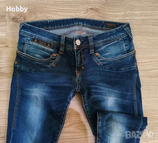 Дамски дънки Herrliher, снимка 2 - Дънки - 54895519
