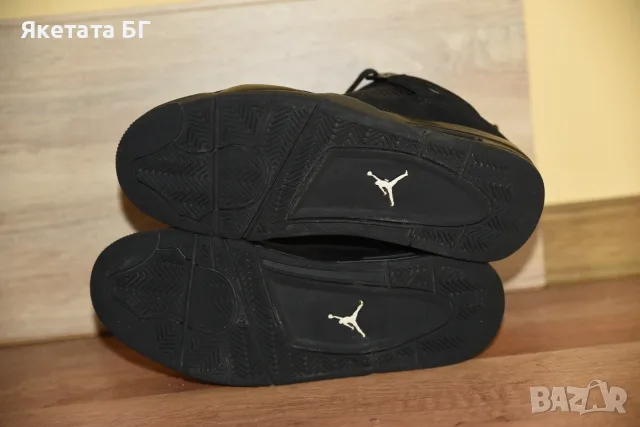 Air Jordan Retro 4 оригинални размер 43, цена 80 евро, снимка 5 - Маратонки - 55314950