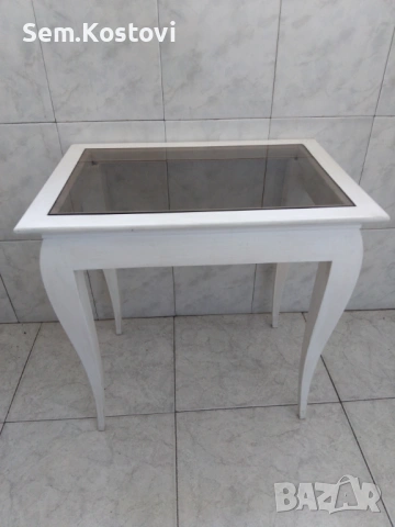 Декоративна дървена винтидж масичка 