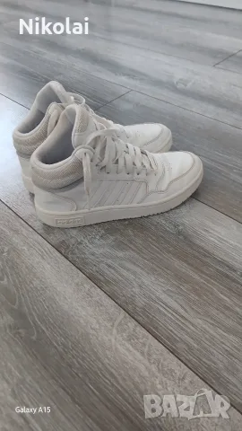 Детски маратонки Adidas , снимка 3 - Детски маратонки - 55453925