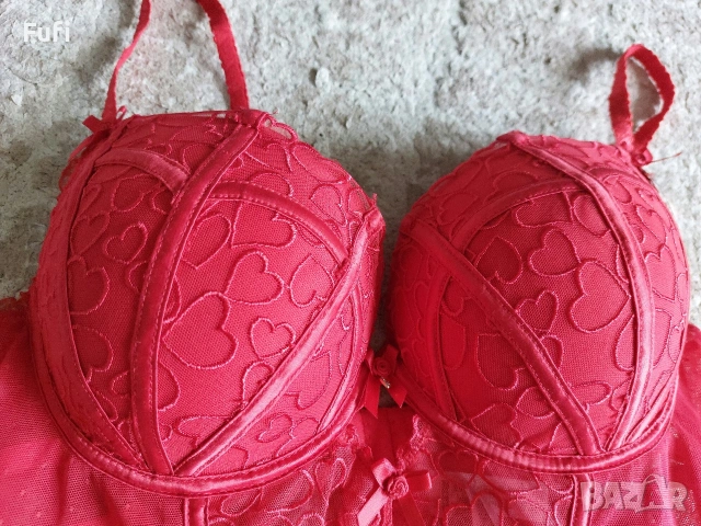 11 евро, нова нощничка с жартиери, 85 Д, с подплънки, марка Censored , снимка 2 - Бельо - 54239105