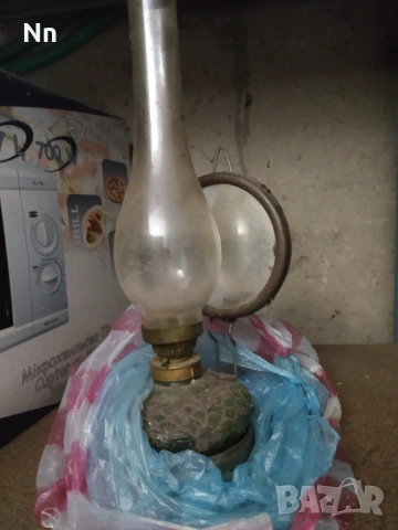 Газена лампа с огледало