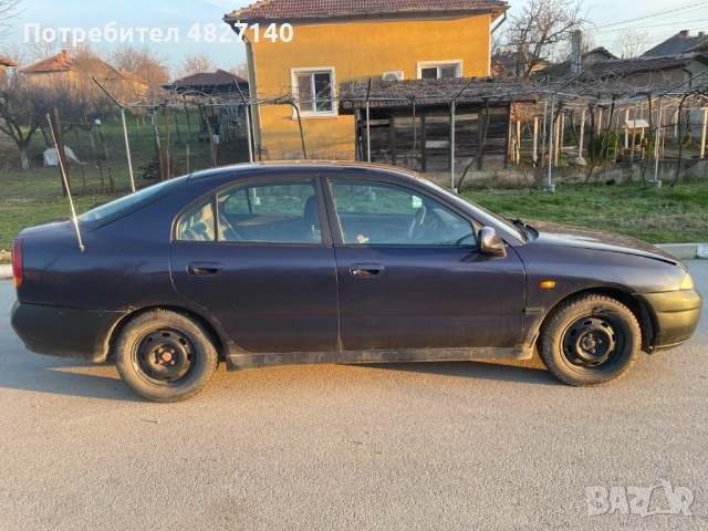 Продавам Mitsubishi Carisma 1.9 дизел, ръчни скорости, 1996 година., снимка 4 - Автомобили и джипове - 54546184