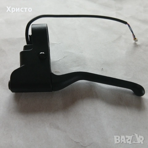 Ръкохватка за спирачка с прекъсвач Xaomi M365 Нова., снимка 2 - Части за велосипеди - 54455320