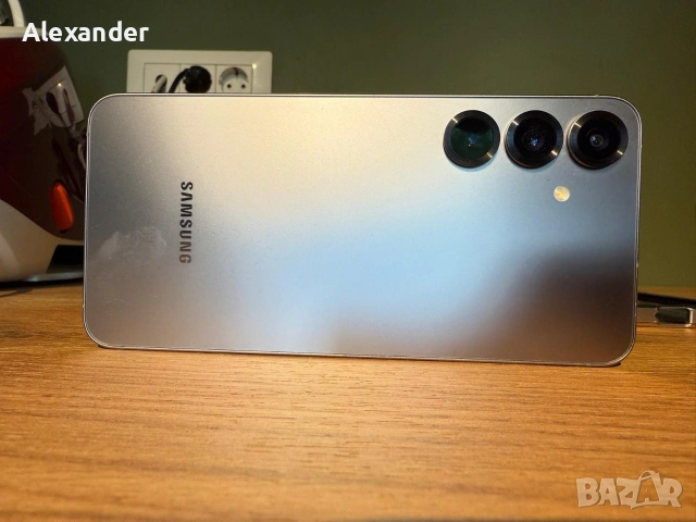 Samsung Galaxy S25+ 512GB, снимка 2 - Samsung - 54413289