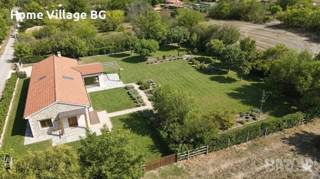 Голям имот в село Овчага, област Варна
