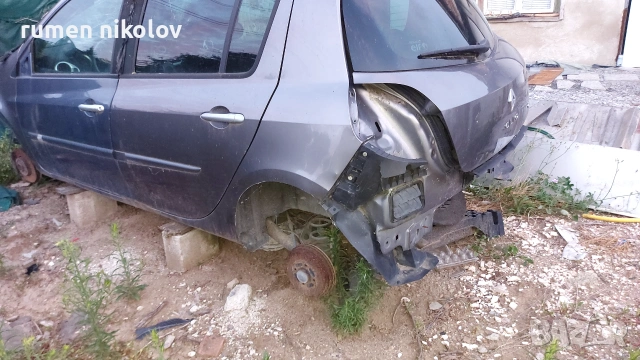 Рено Clio 3 2010 D 180 000 км всичко е добре запазено, снимка 2 - Автомобили и джипове - 55241498