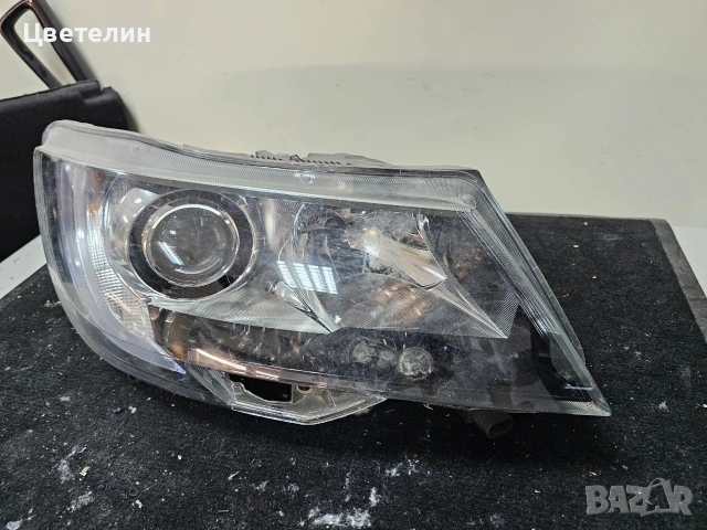 Десен фар Skoda Superb Xenon desen far шкода супърб, снимка 3 - Части - 54488498
