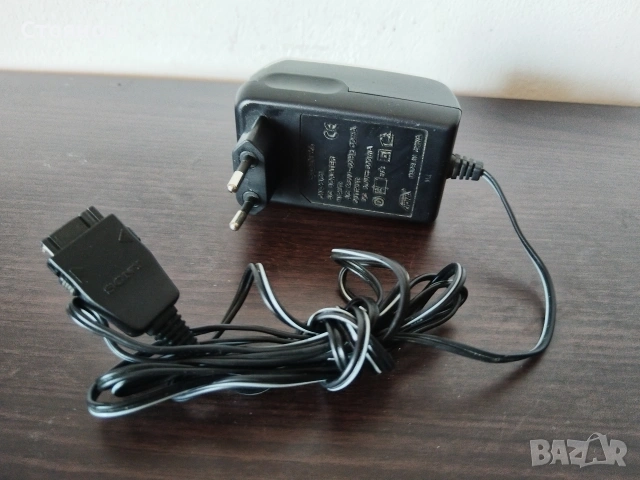 Оригинално зарядно за GSM  Sony QN-2AC1 (5V / 500mA) 