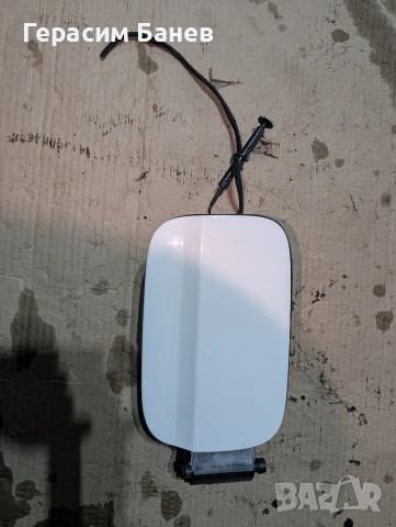 Капачка резервоар код боя 147 OEM MERCEDES W204 OM651 2014 