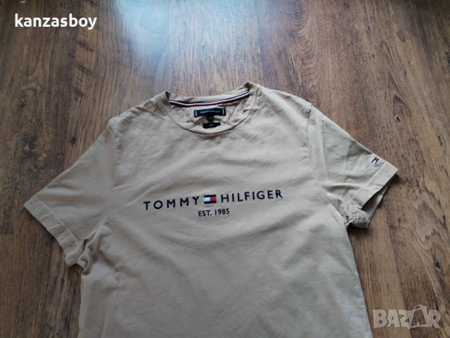 Tommy Hilfiger - страхотна мъжка тениска КАТО НОВА М, снимка 4 - Тениски - 54703555