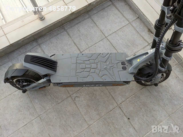🛴 Vsett 11+ | Отлично състояние |  <1000км | С документи, 3 чипа и 2 зарядни, снимка 8 - Скейтборд, ховърборд, уейвборд - 54933014