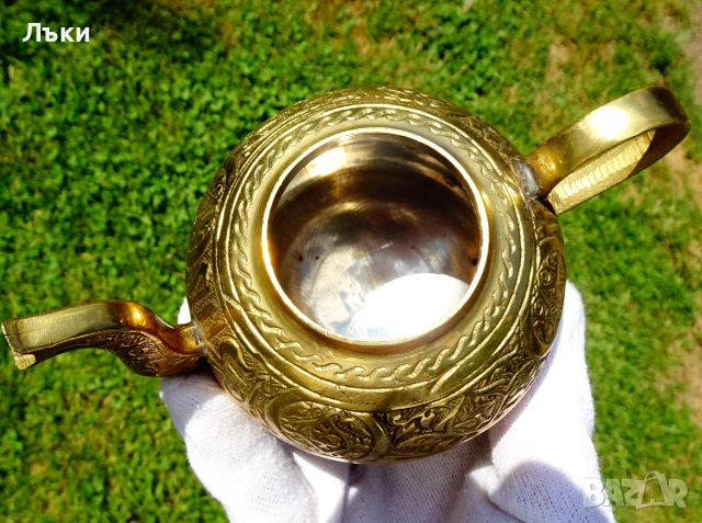 Бронзов чайник 380 гр.,Св.София,орнаменти. , снимка 2 - Антикварни и старинни предмети - 55120443