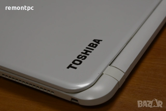 Toshiba Satellite L50-B-1M7 15.6 инчов бял лаптоп I3 4005U 6 GB DDR3 SSD батерия зарядно, снимка 11 - Лаптопи за работа - 55123833