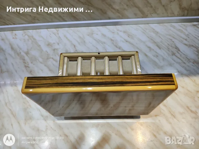  Луксозна тежка дървена кутия за 10 часовника Watwood – Пиано лак, Като нова!
, снимка 3 - Мъжки - 55592249