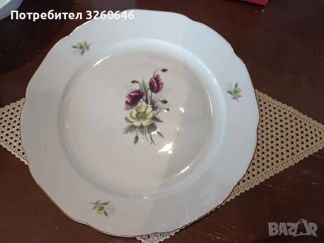 Големи порцеланови плата , снимка 2 - Чинии - 55689886