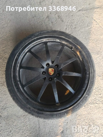 Джанти Porsche 22" 5x130 с гуми 285/35/22, снимка 3 - Гуми и джанти - 53969225