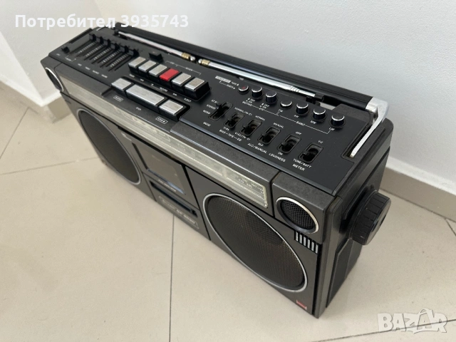 Sharp GF 9090 boombox Japan , снимка 4 - Радиокасетофони, транзистори - 54624794