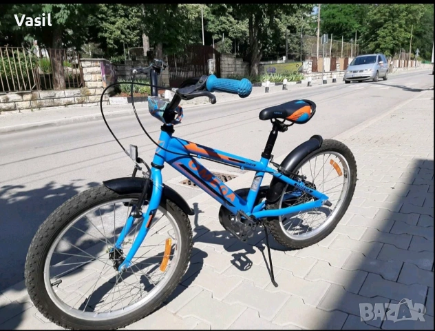 батут за деца - с мрежа, висок и изцяло запазен, снимка 3 - Други - 55250264