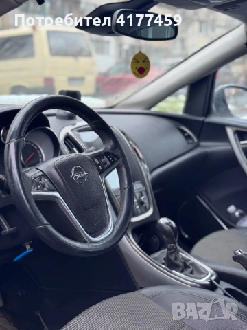 Opel Astra J 2.0cdti На части!, снимка 2 - Автомобили и джипове - 54556508