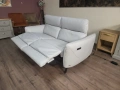 Светло сив кожен диван тройка Natuzzi с електрически релаксиращ механизъм, снимка 15